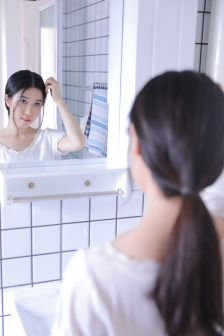 父母儿女媳妇一起来的寓意